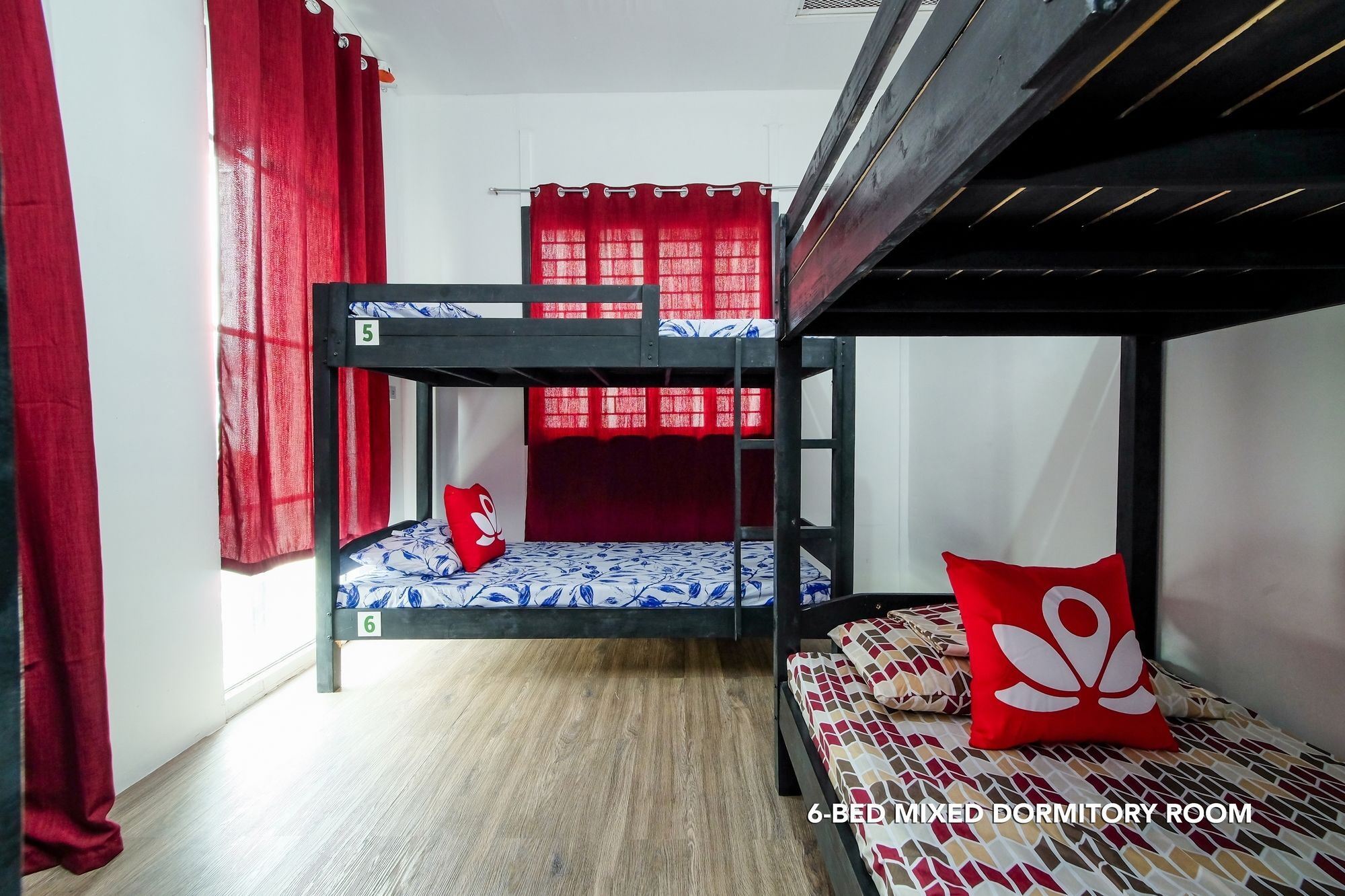 Zen Hostel Haven Backpackers Makati City ภายนอก รูปภาพ